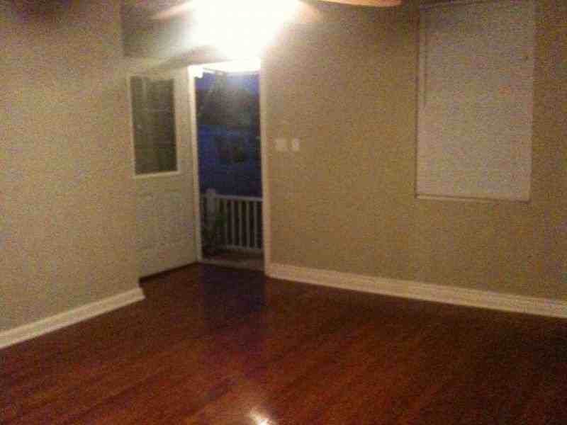 6921 Warwick Boulevard - Photo 2 of 7