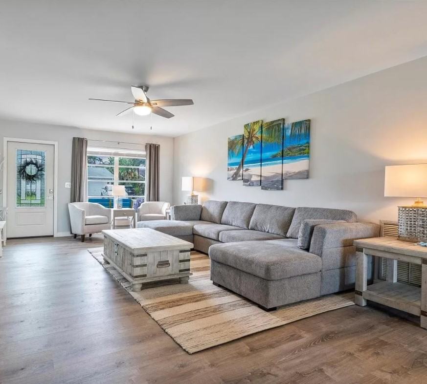 3341 Nw 67th St - Photo 2 of 14