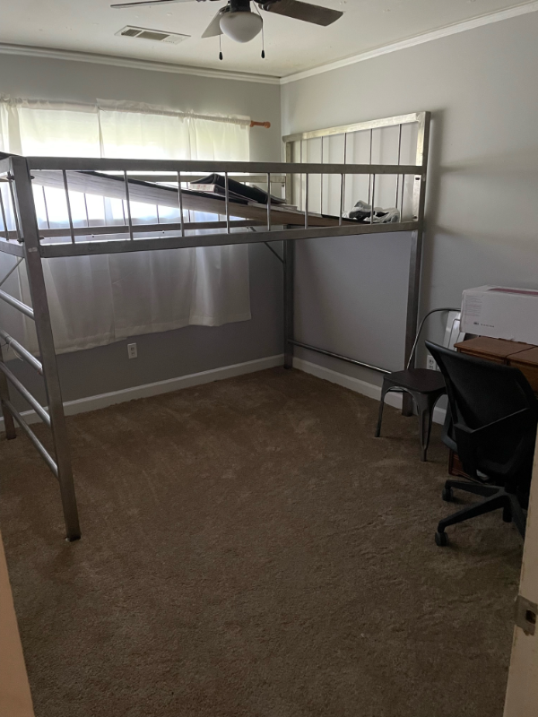 111 Thomas St - Photo 3 of 9