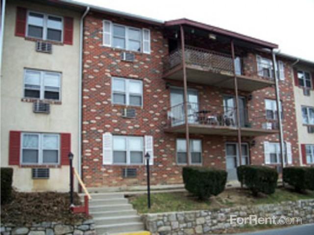 Edgemont Terrace - Photo 2 of 2