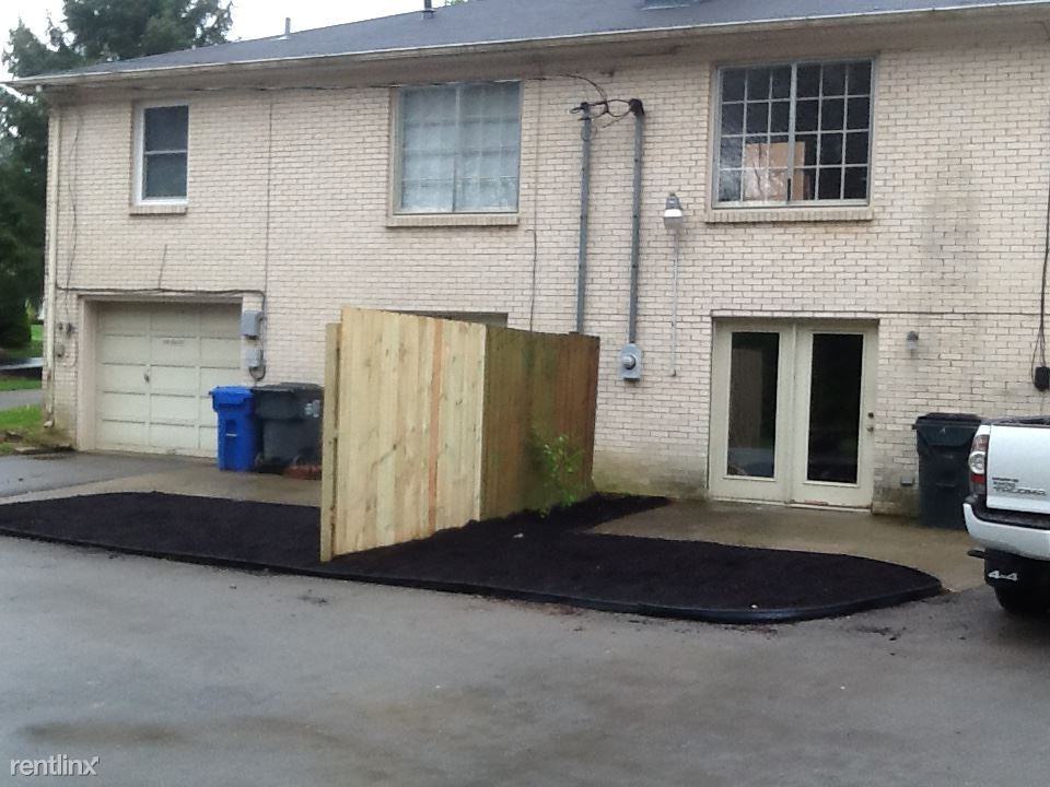 241A Fontaine Cir - Photo 2 of 10