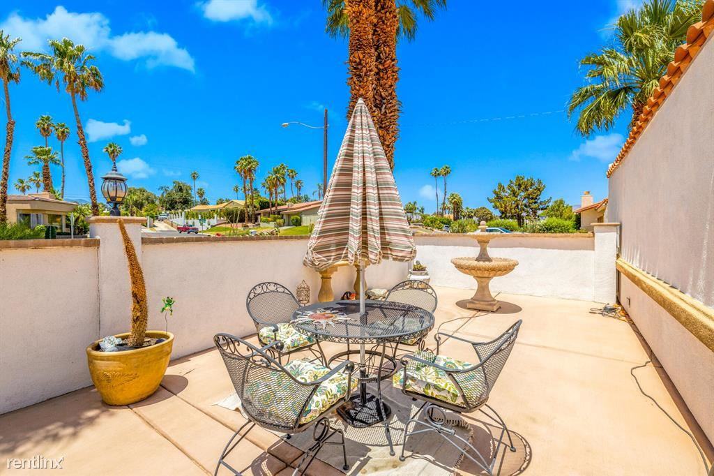 42720 Glass Dr - Photo 2 of 10