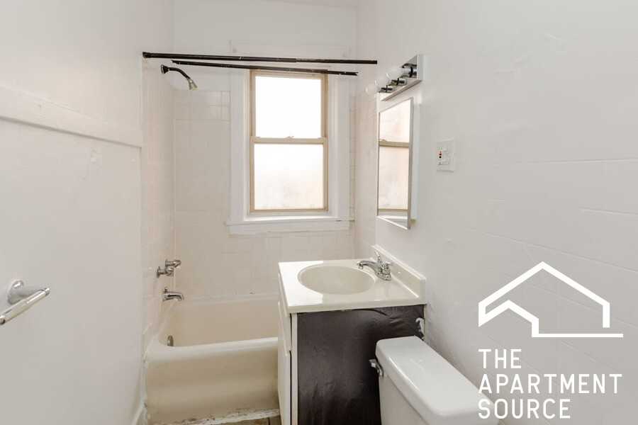 2111 Grove Ave #200 - Photo 7 of 7