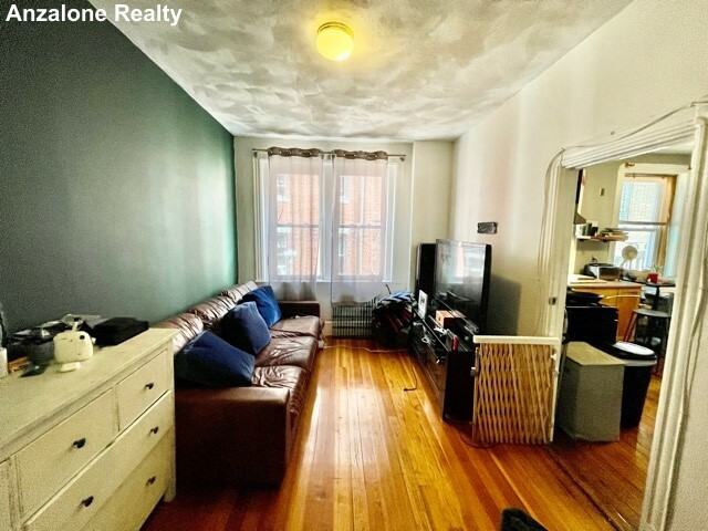 8 Margaret St #3 - Photo 6 of 10
