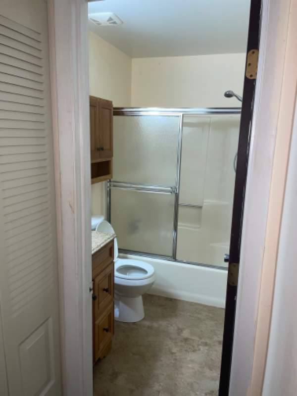 1555 W Blue Springs Ave - Photo 2 of 5