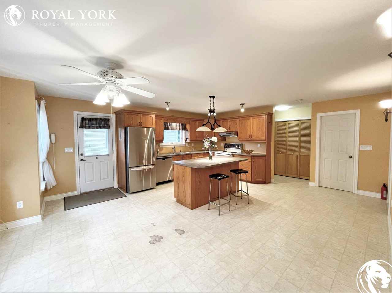 5956 Drummond Rd #1 - Photo 3 of 41