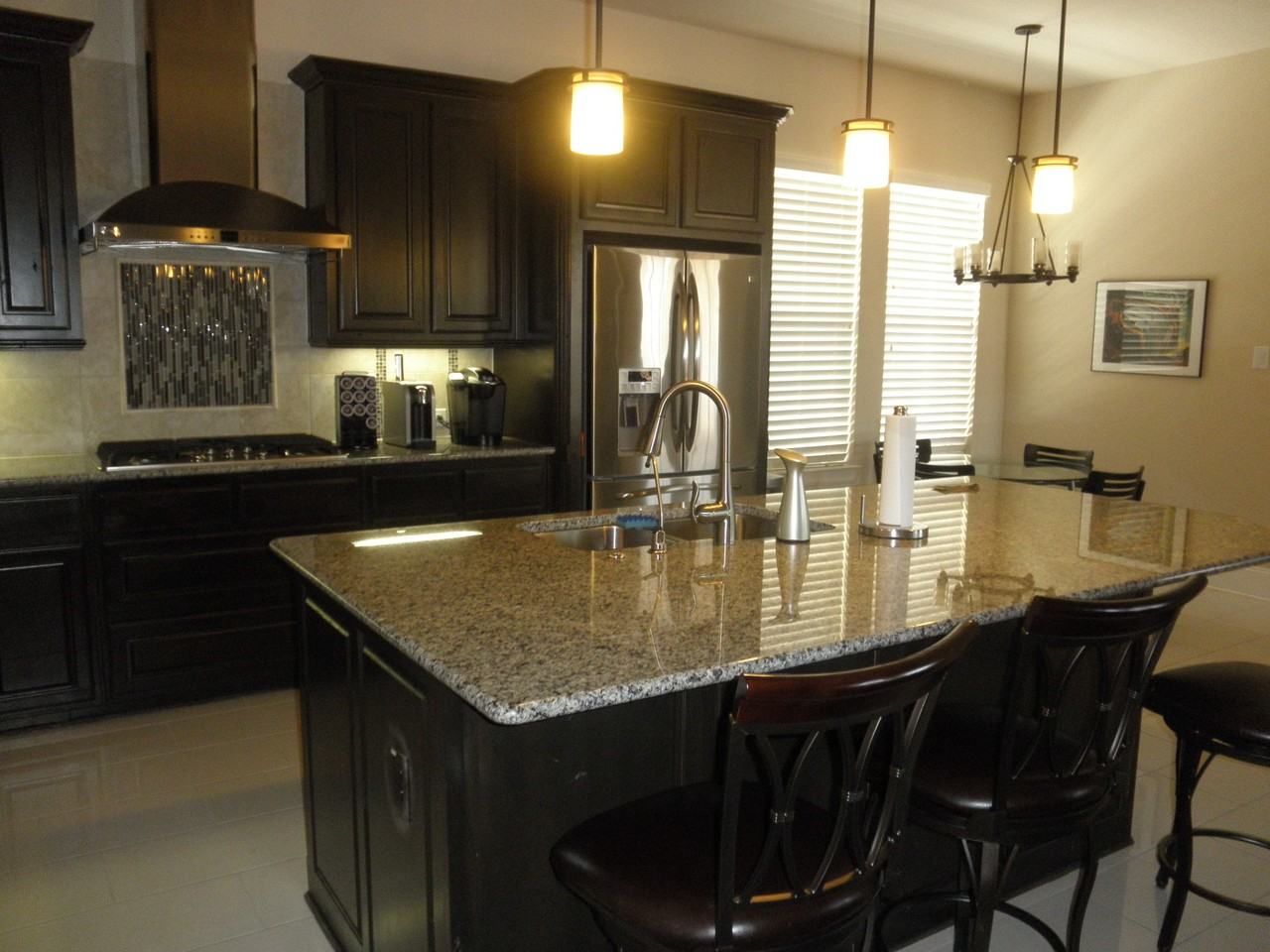 701 Kerrin Ln - Photo 2 of 16