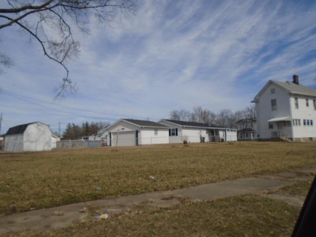 1707 Jefferson Ave - Photo 3 of 12