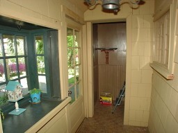 1122 Maple Hill Rd - Photo 2 of 25
