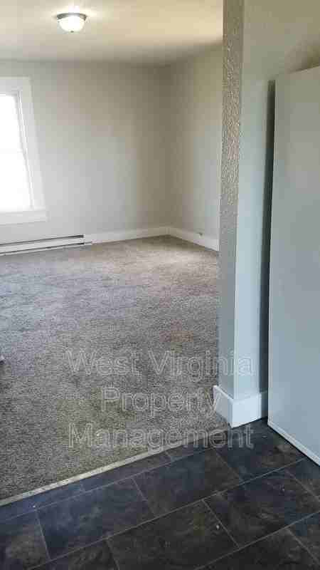 807 S Oakwood Ave #1 - Photo 6 of 8