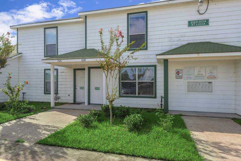 2107 Aruba Calle - Photo 3 of 41