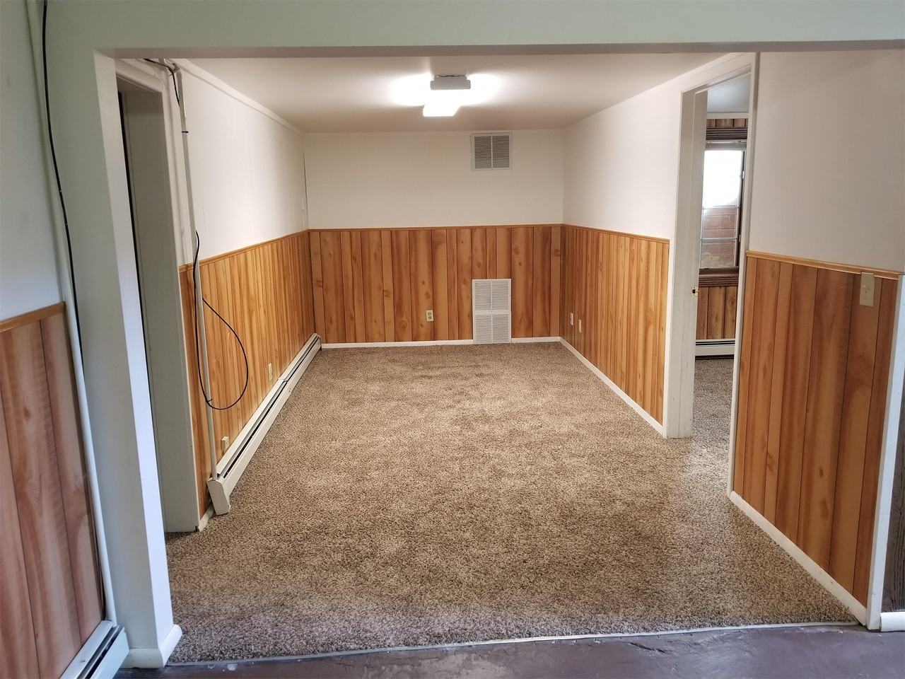 515 S 8th Ave #1-2 - Photo 3 of 9