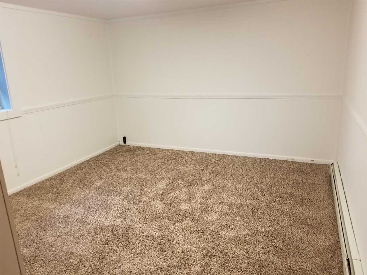 515 S 8th Ave #1-2 - Photo 4 of 9