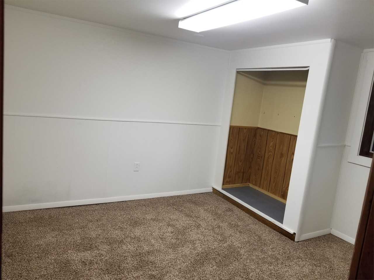 515 S 8th Ave #1-2 - Photo 7 of 9