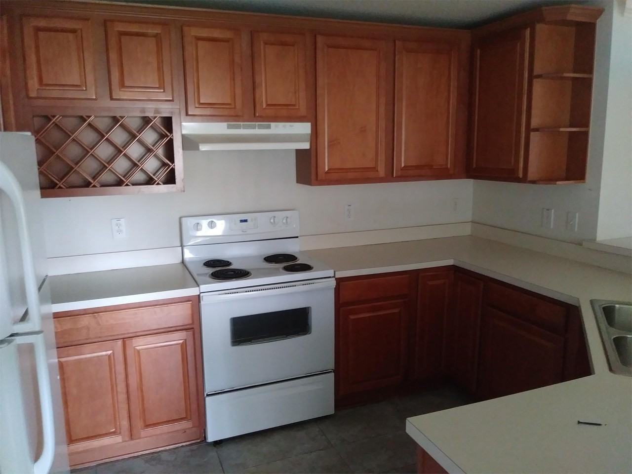 11664 Mango Ridge Blvd #127596002 - Photo 5 of 14