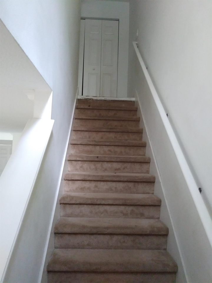 11664 Mango Ridge Blvd #127596002 - Photo 7 of 14