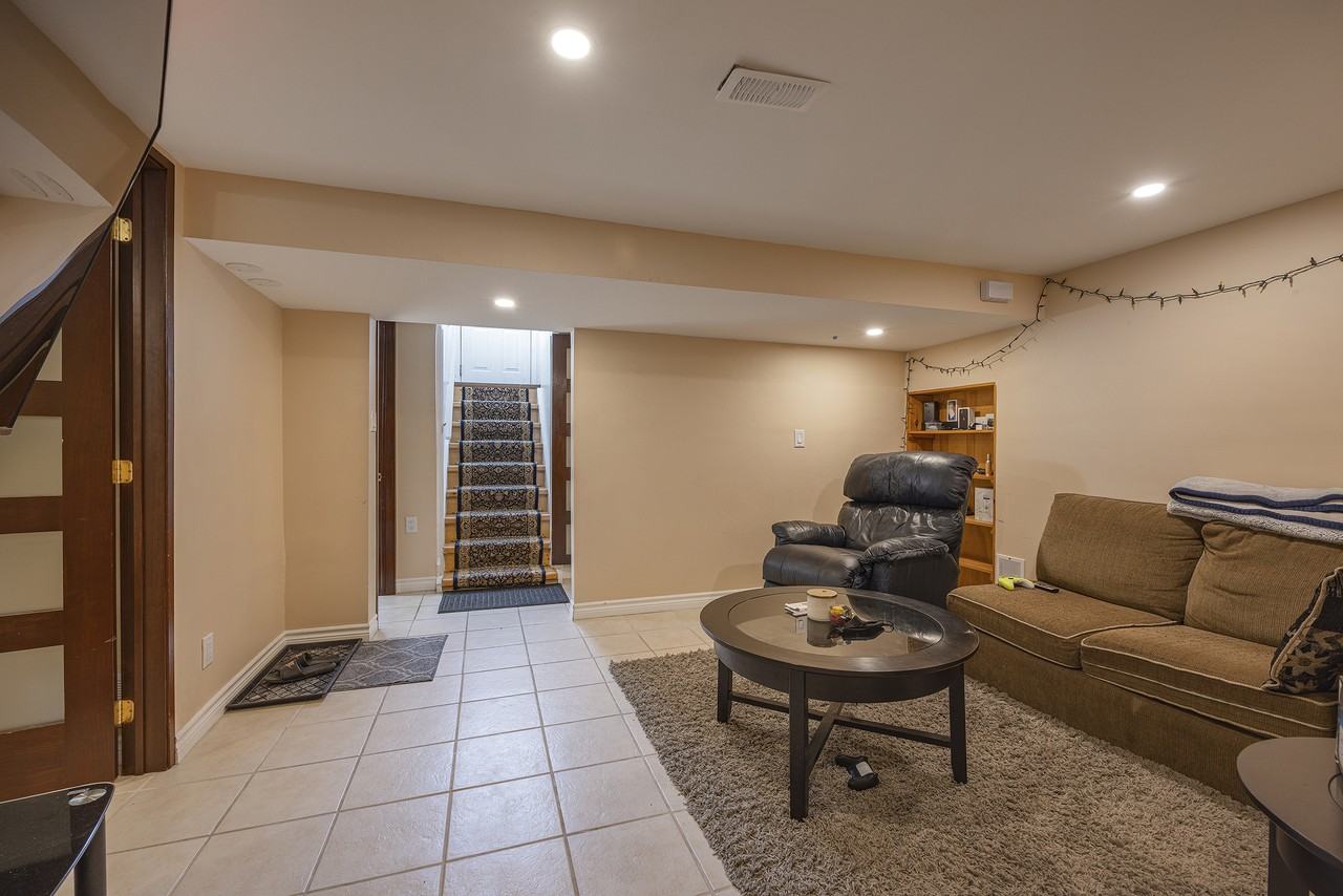 201 Belmont Ave #L - Photo 2 of 10