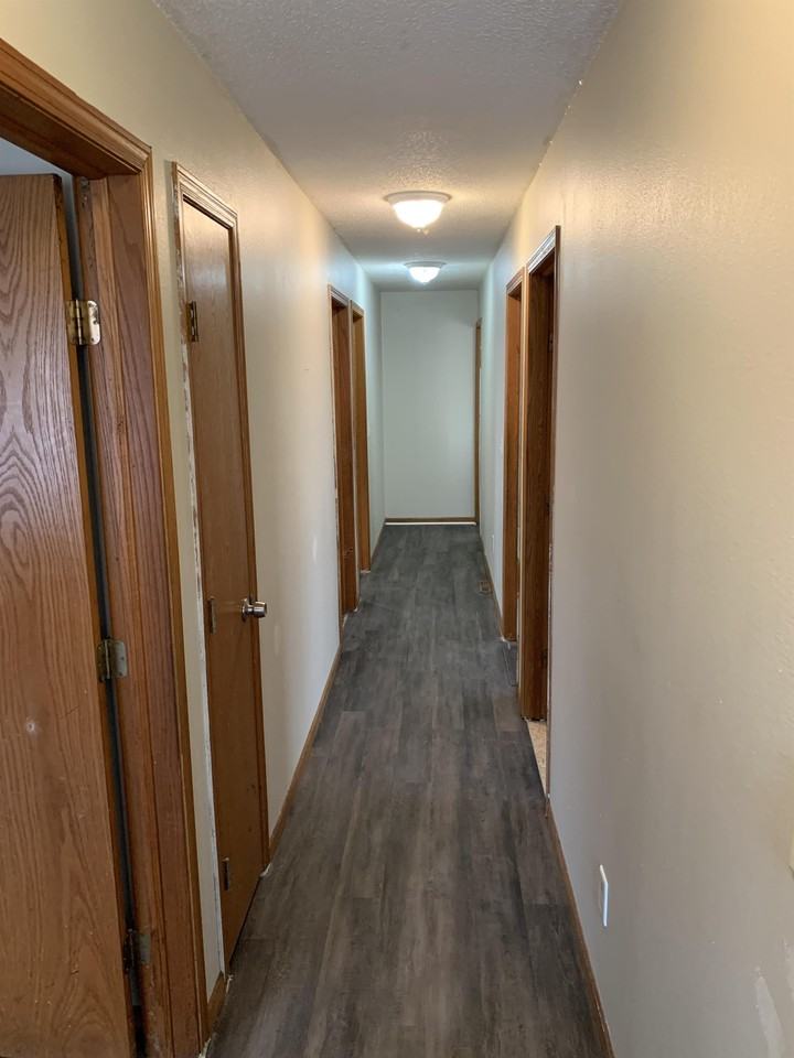 2101 Bryant Ave N #0 - Photo 7 of 10