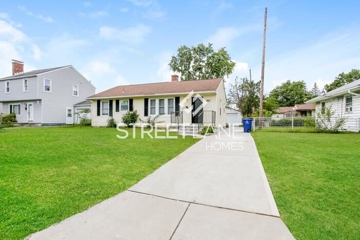 967 S Richardson Ave - Photo 2 of 15