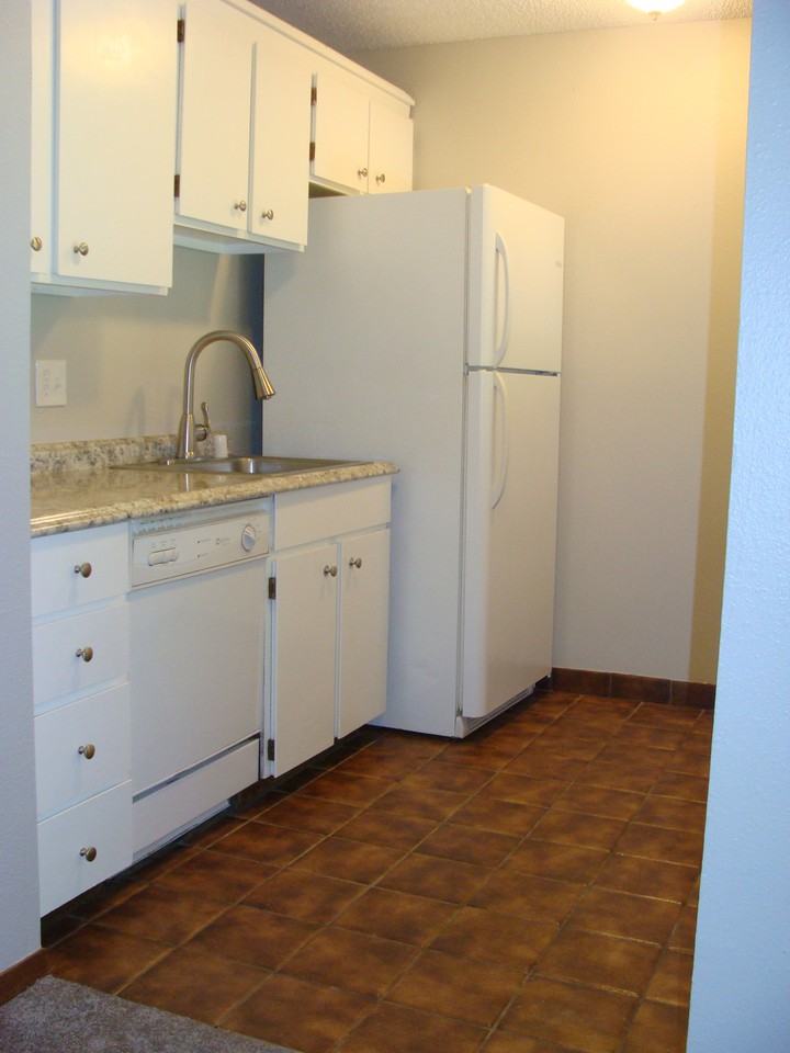 414 W Beaver Creek Blvd #B11 - Photo 5 of 18