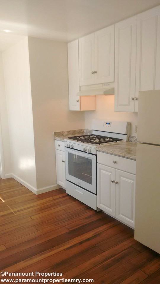 554 Laine St #554 - Photo 7 of 13