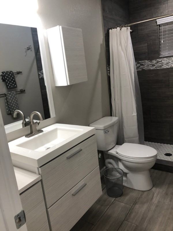 2328 E 6th St - Photo 6 of 13