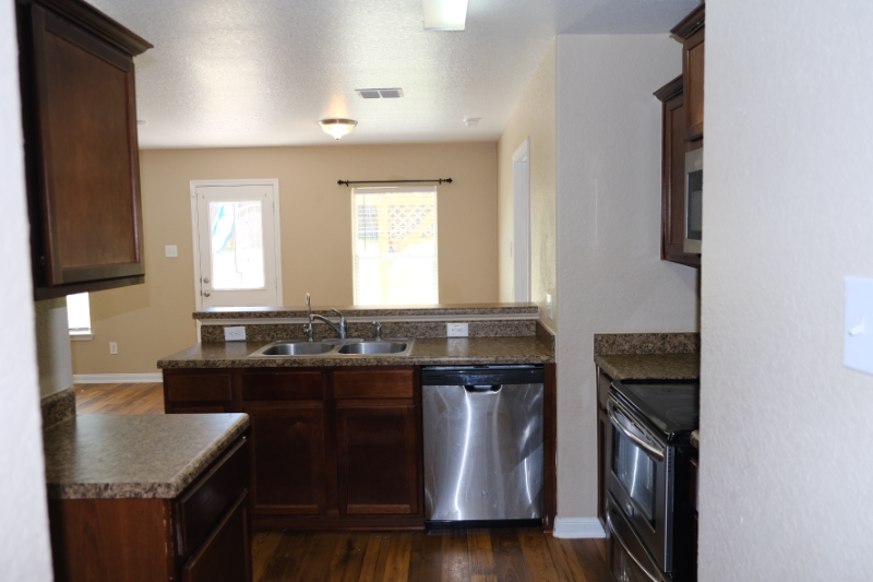 3903 Southern Fld - Photo 7 of 29