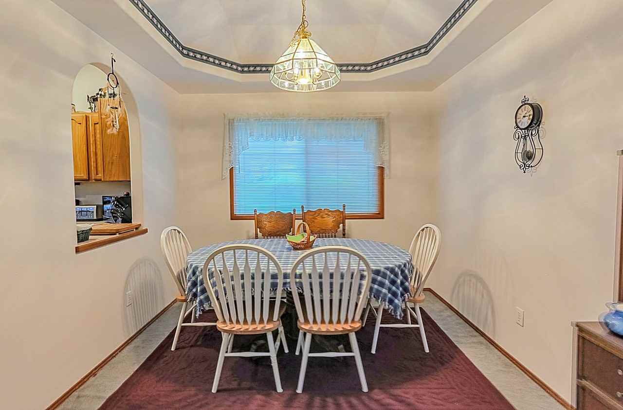 10279 Se Grand View St #1 - Photo 7 of 15