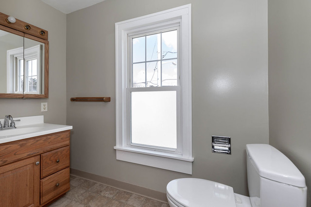 201 Hartson St - Photo 6 of 14