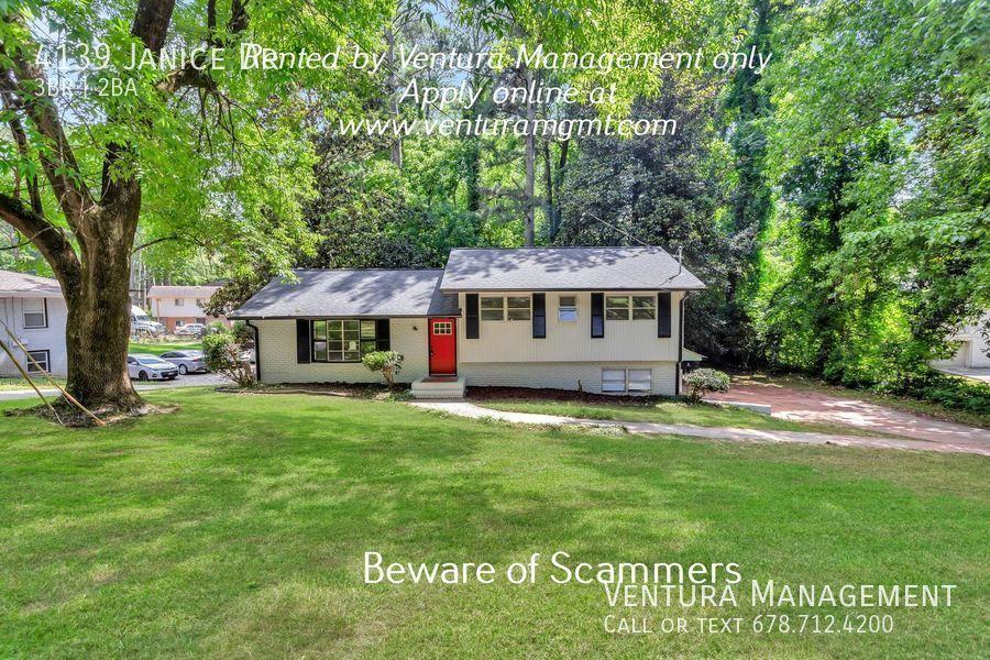 4139 Janice Dr - Photo 2 of 37