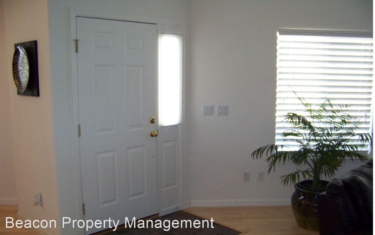4568 S Auckland Ct - Photo 2 of 10