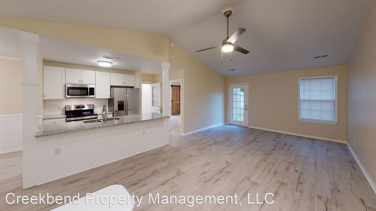 1782 Dogwood Rd - Photo 2 of 20