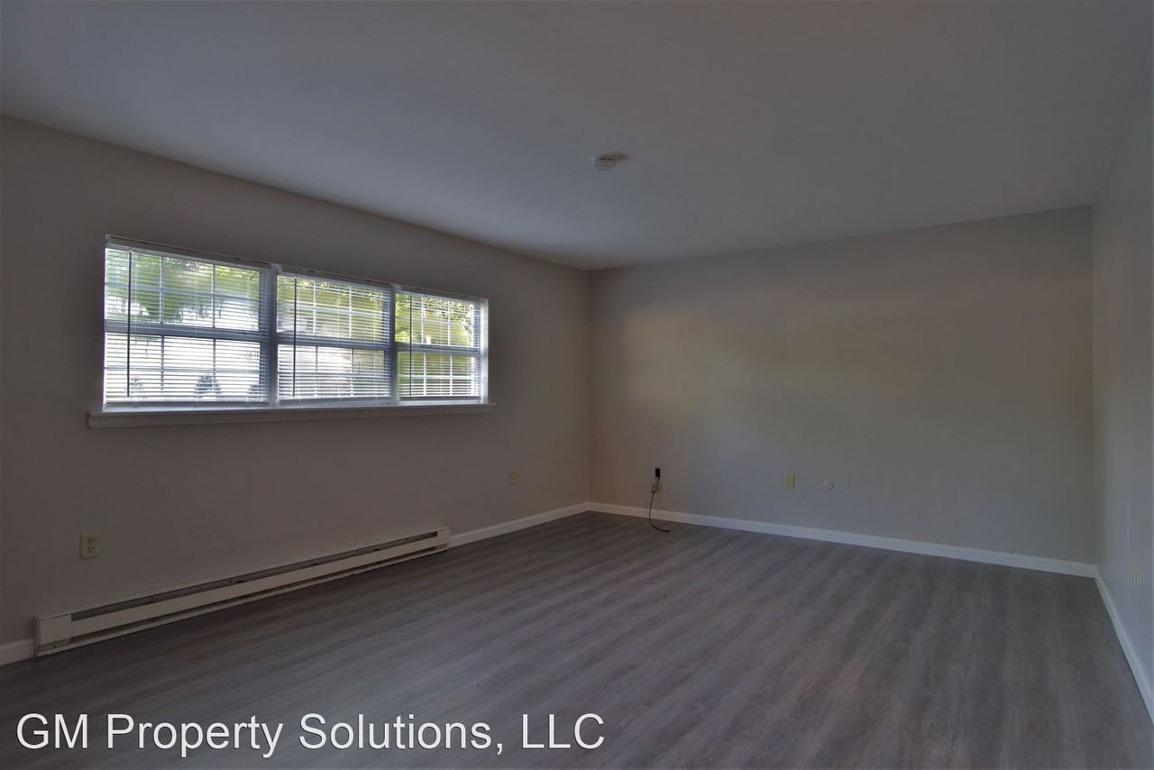 820 Clifton Heights Rd - Photo 2 of 14