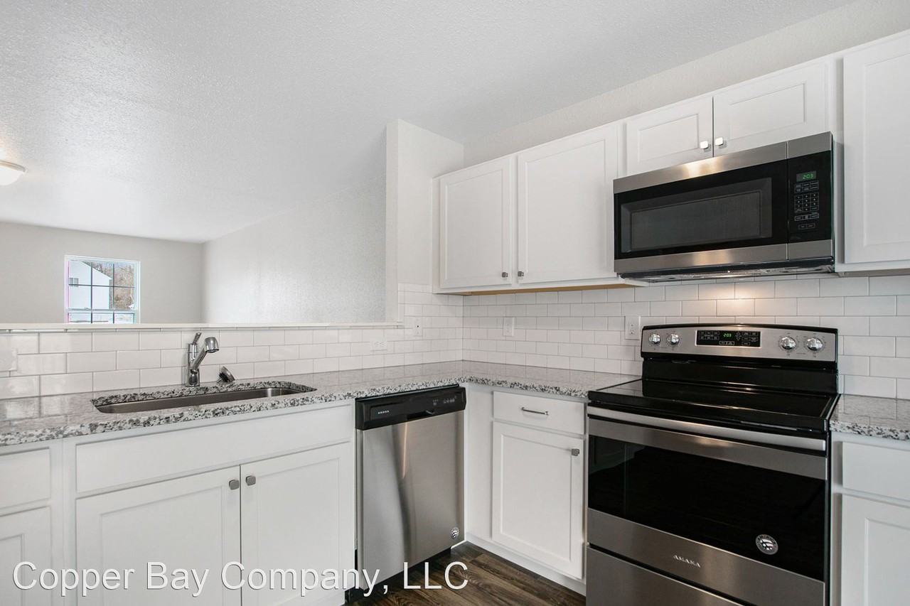 7193 Primrose Ln - Photo 2 of 27