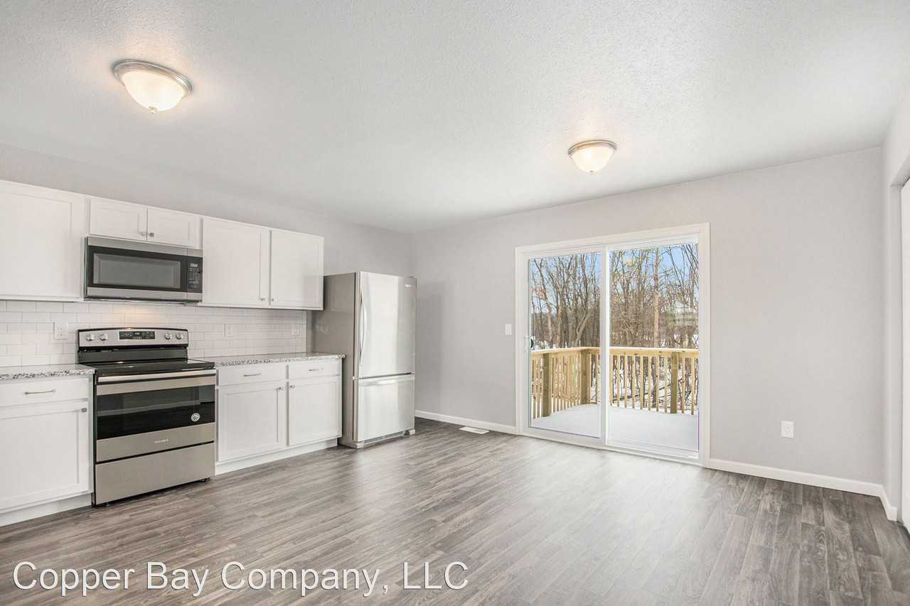 7193 Primrose Ln - Photo 3 of 27