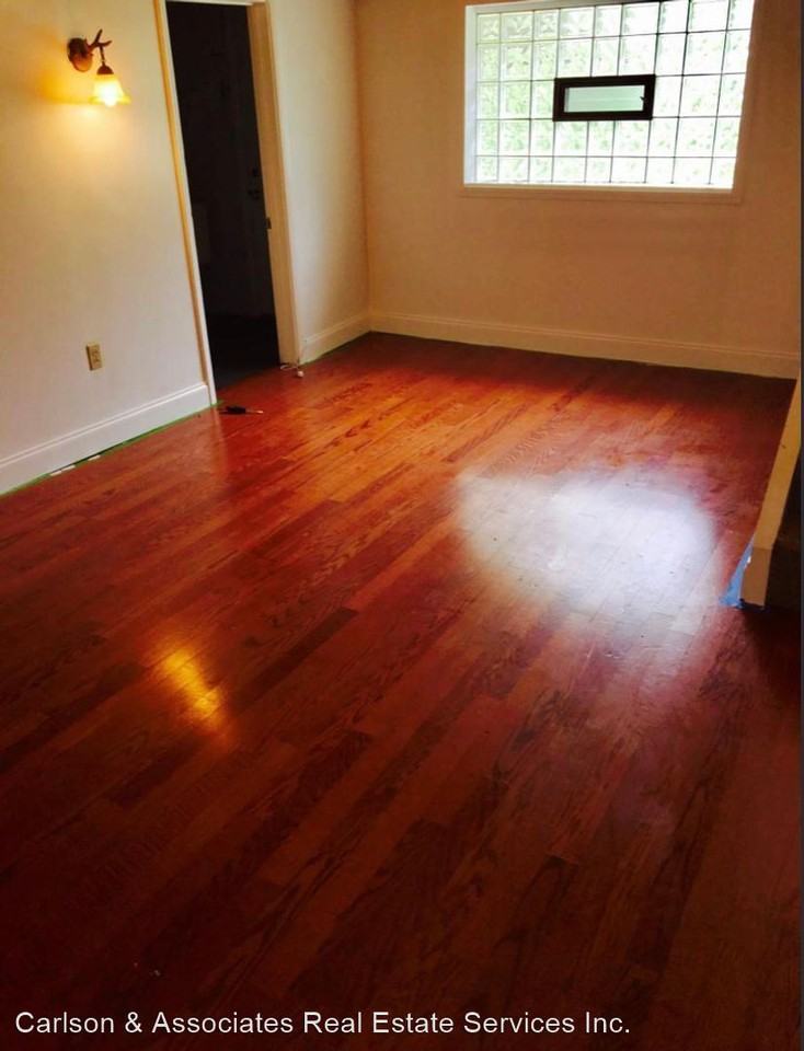 212 Parkedge Rd - Photo 3 of 13