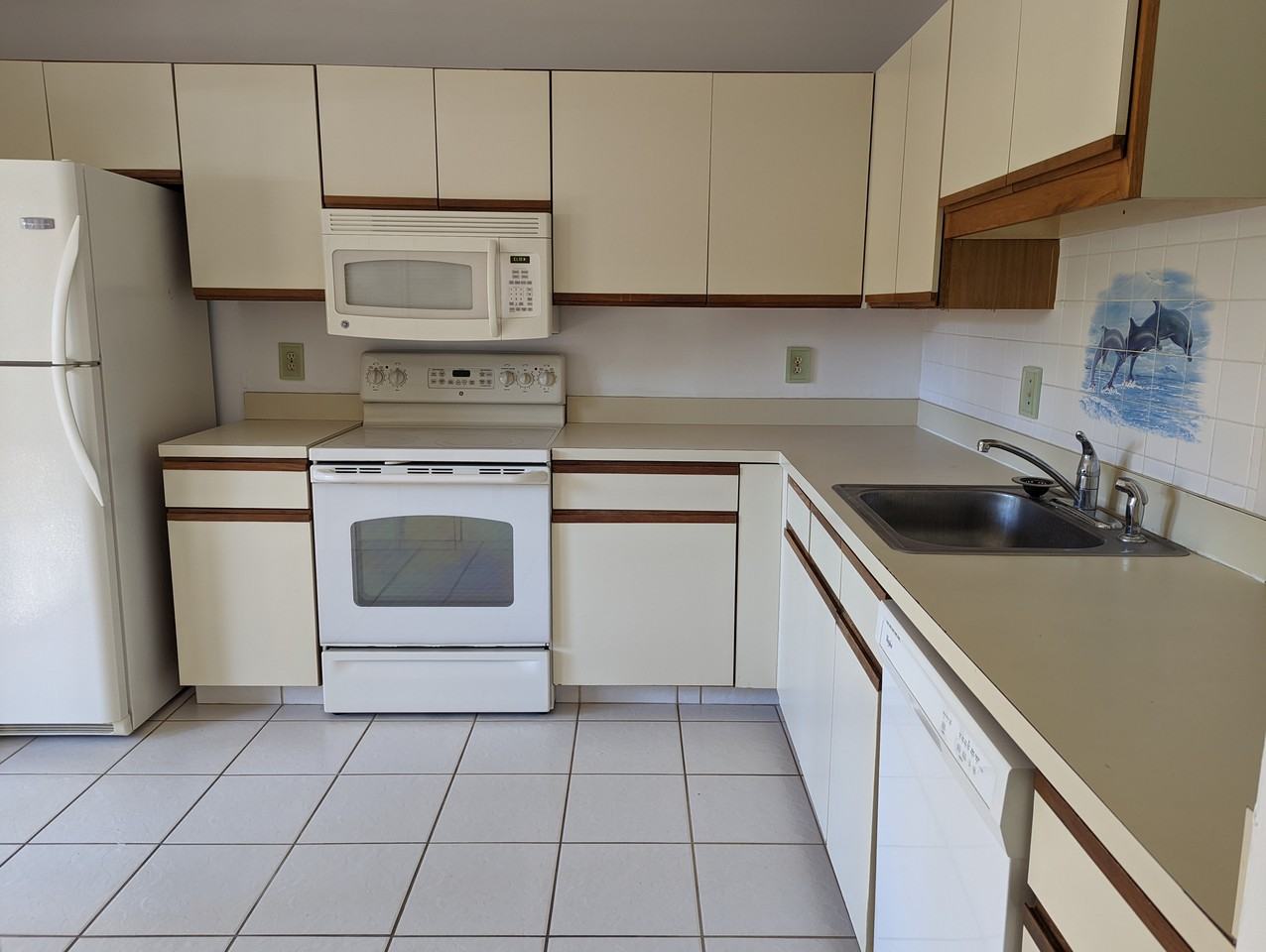 4023 Bluff Oak Ct - Photo 2 of 7