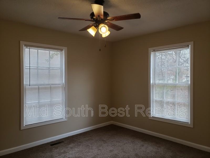 2503 S Pine St - Photo 5 of 7