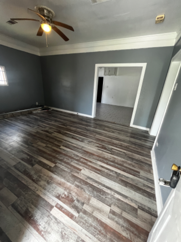 2310 18th St - Photo 4 of 26