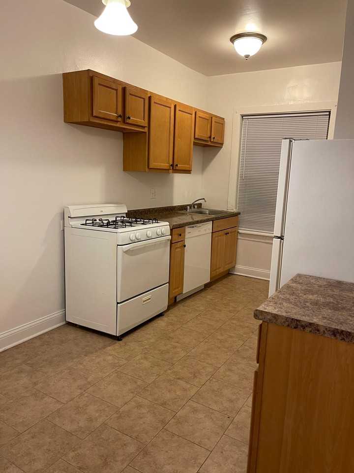 6968 North Sheridan Road - Photo 5 of 13