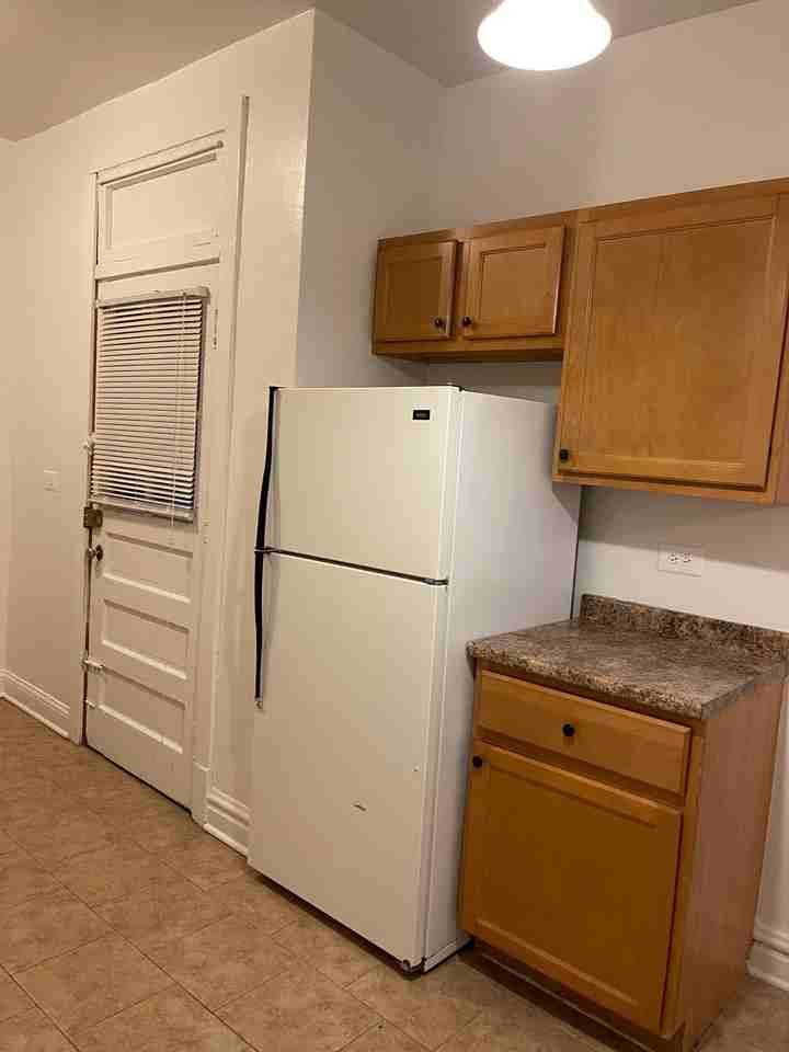 6968 North Sheridan Road - Photo 6 of 13