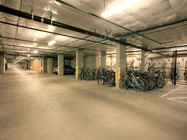 2121 Belmont - Photo 3 of 54