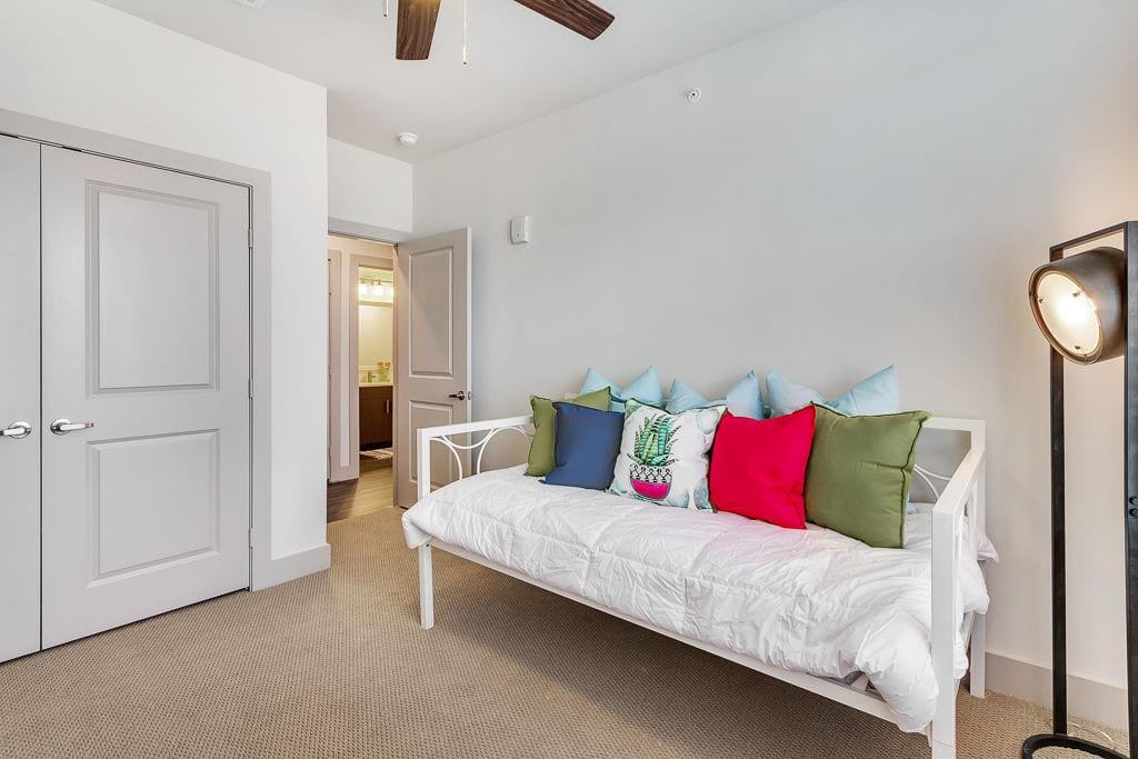 The Mark at Midtown Park - Photo 4 of 44