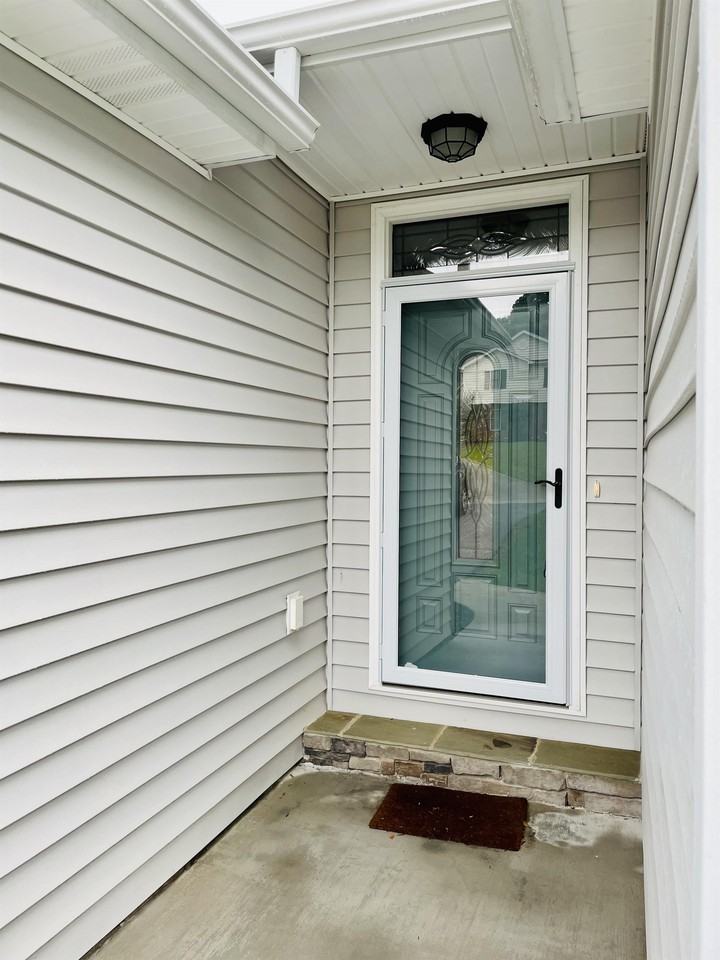 124 Palmer Dr #1 - Photo 3 of 33