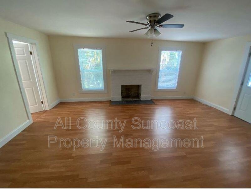 713A Seneca St #D - Photo 4 of 10