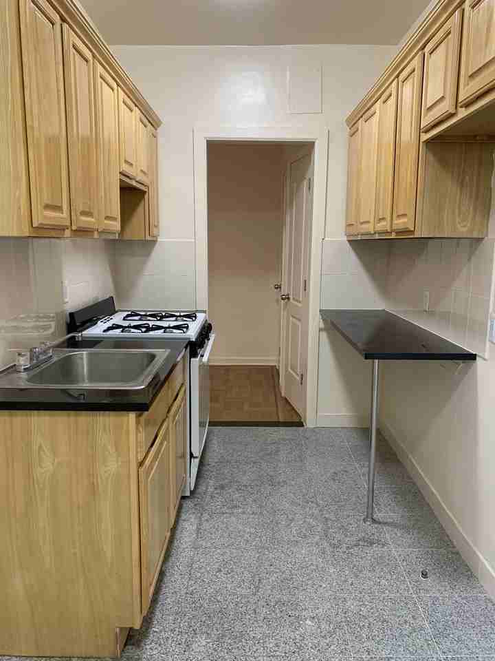 35-20 82nd Street #5 - Photo 3 of 10