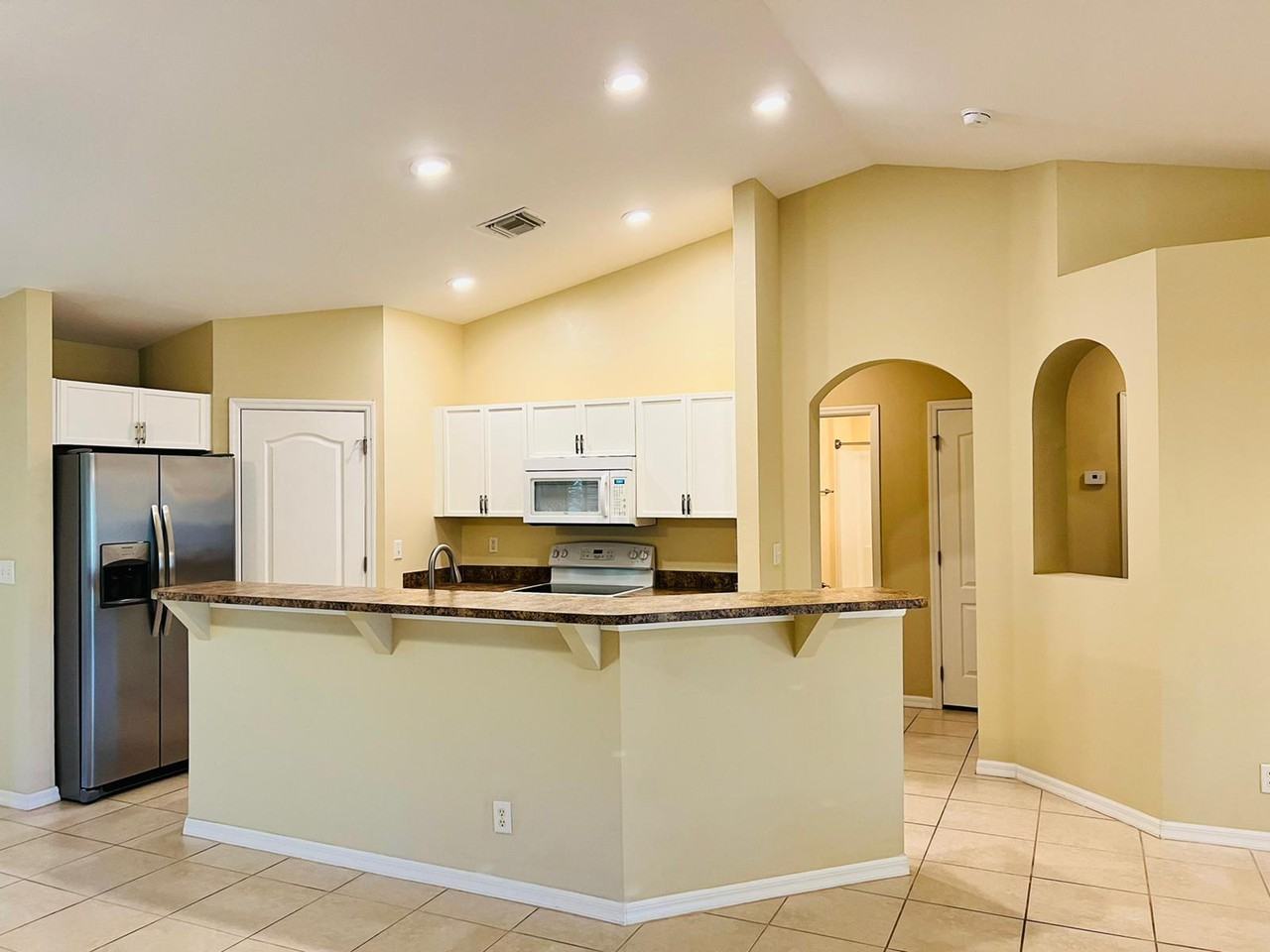 1214 Ne 19th Ct #1 - Photo 4 of 27