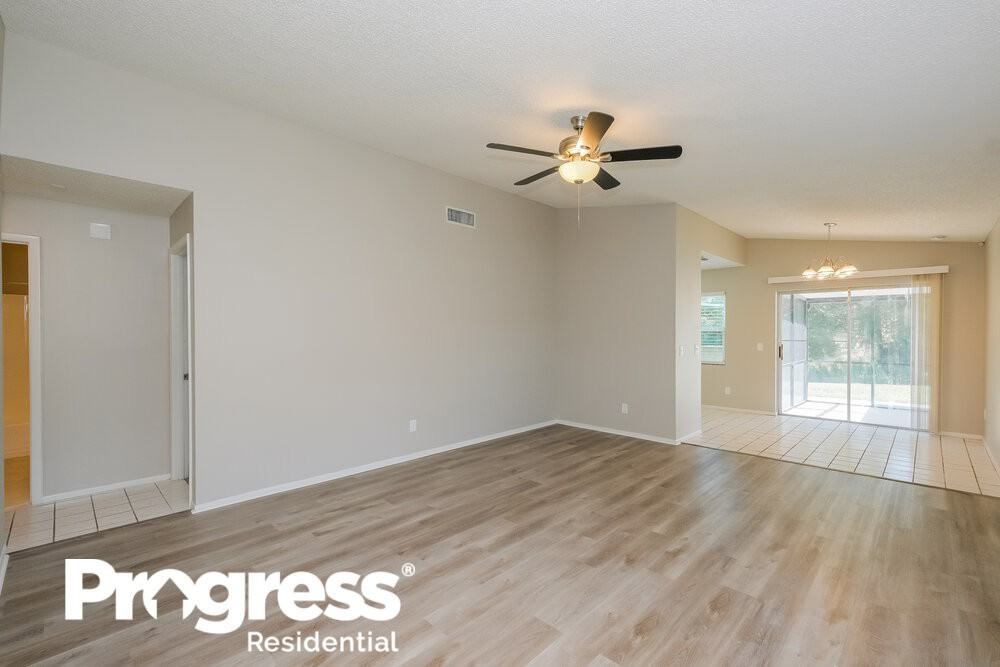 1547 Thistledown Dr - Photo 3 of 16