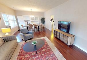 Pet friendly | Classic Richmond home - Photo 1 of 1