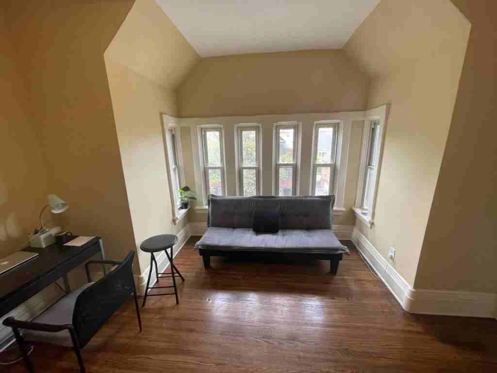 136 Gibbs St - Photo 3 of 7